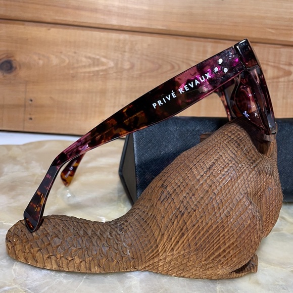 Prive Revaux Polarized Sunglasses Majestic Tort/Grey Like New Worn a few Times! - Picture 9 of 12